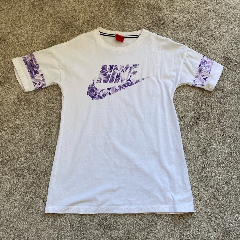 Nike sportswear shirt